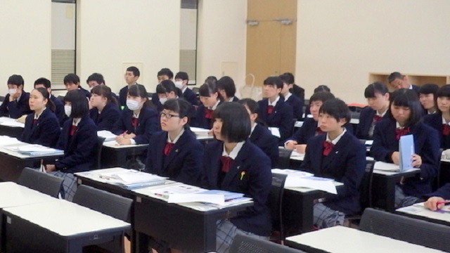 能代西高校の皆さんの見学がありました