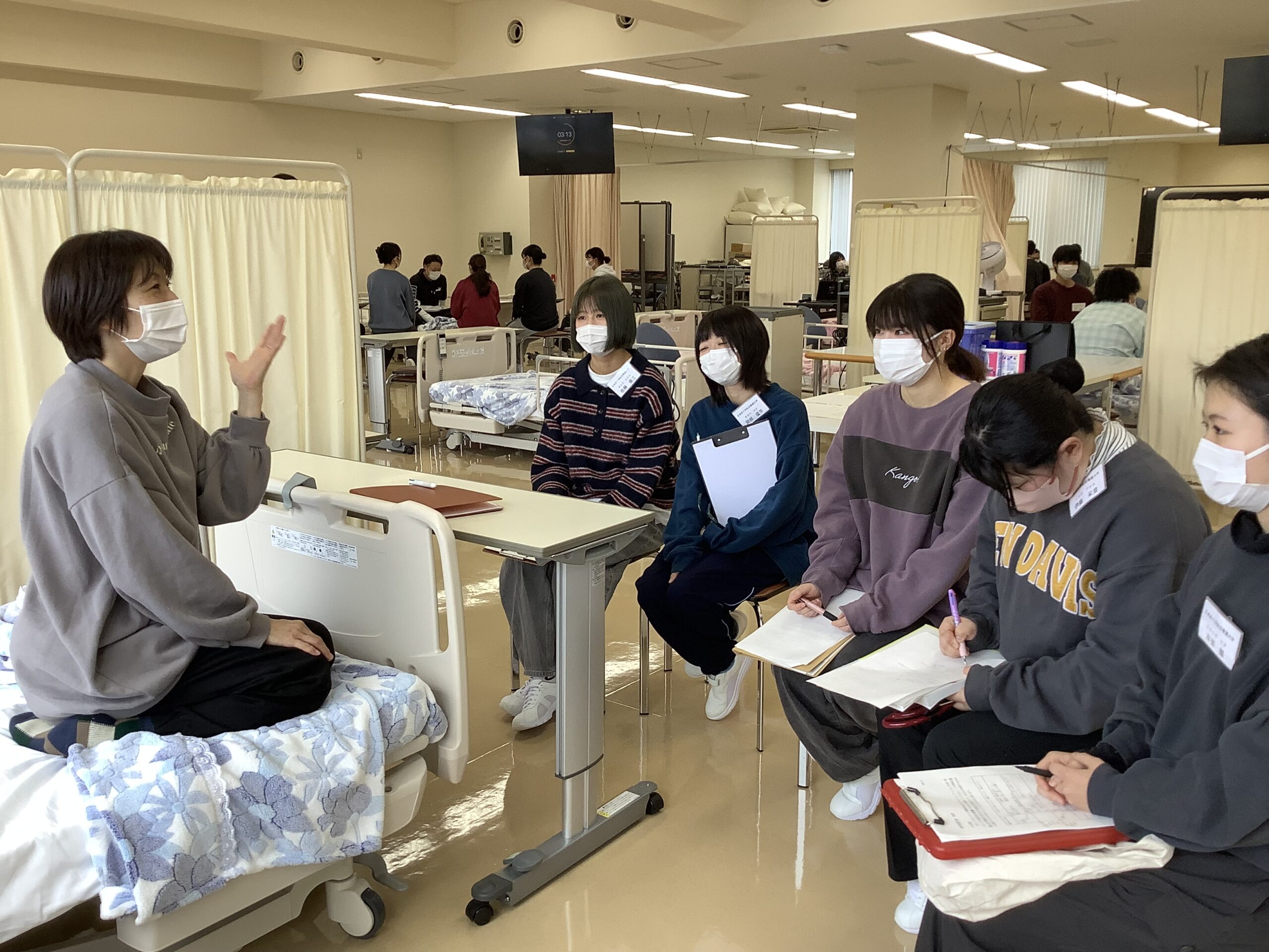 実習指導者を招いた学内演習
